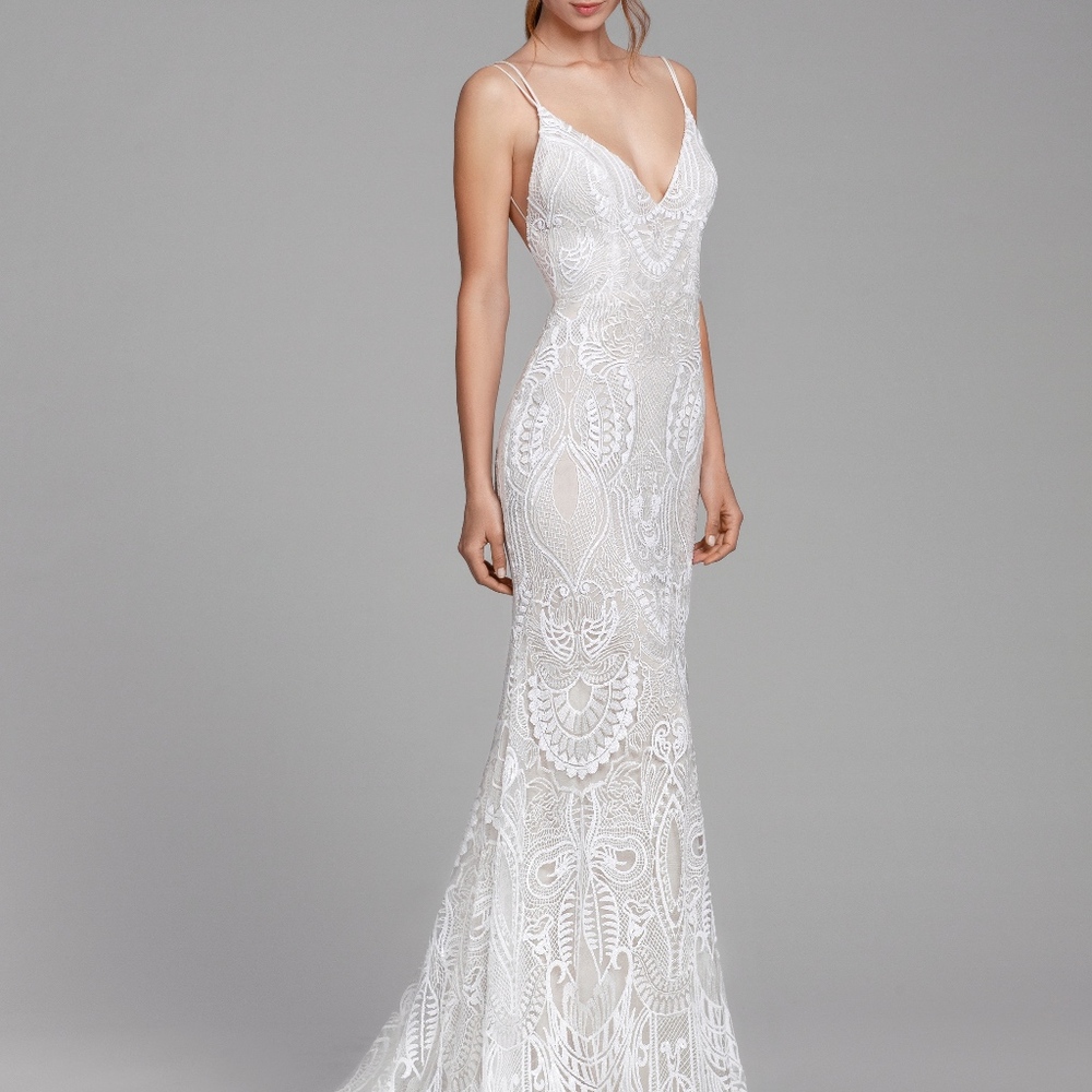 Tara Keely Rosalina Gown
